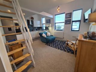 Fore Street Hideaway 1 bed-Free Parking-Brand New - 8