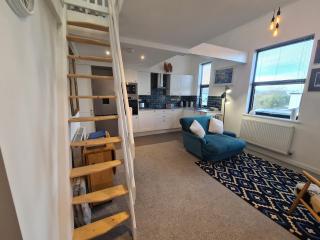 Fore Street Hideaway 1 bed-Free Parking-Brand New - 0