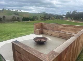 BrinCole - Pet-Friendly, Huge Deck with Epic Views & Fire Pit - 5