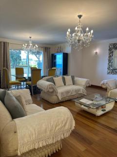 Luxury Sea View Apartment - 5