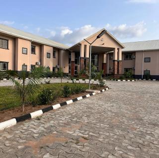 Blackstone Hotel - 4