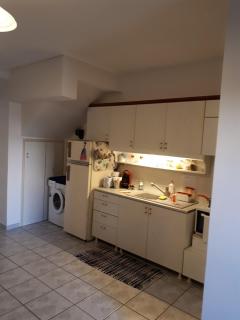 A comfy,central apartment close to the harbor! - 2