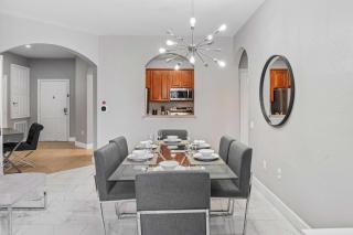 4814 Spacious 3-Bedroom Condo at Vista Cay 204 - 4