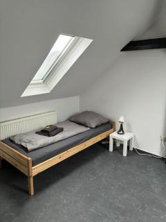 Business House 13 - 3