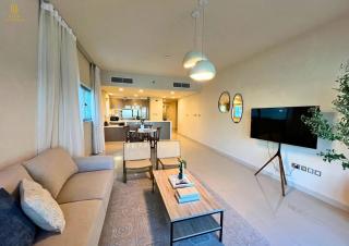 Sunlit Sea Breeze 2BR Retreat - 9