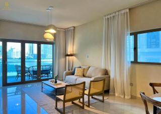 Sunlit Sea Breeze 2BR Retreat - 8