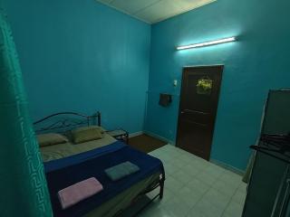 Homestay Mak Long - 0