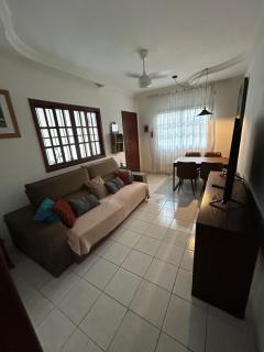 Casa Pé de Carambola - 3 quartos - 3 banheiros - 5