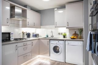 Luxury City Apartment Underground Parking 5* - Belfast - 8