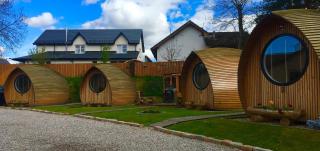 Eriskay Guest House and Aviemore Glamping - 6