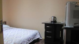 Mini Hotel Leon - 4