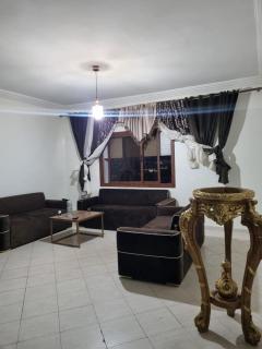 5 min from the field - 6