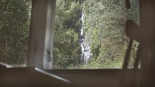 Waterfall Retreat - 9