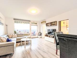 Apartment Höhenblick - A1011 by Interhome - Lahnstein - 3