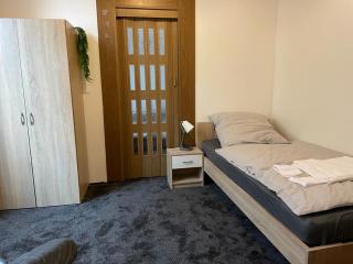 Spacious 4 room apartment in Hanau - 2