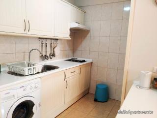 Olivia Sunset by HelloApartments - 1