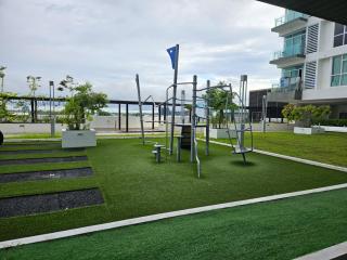 TT3 SOHO Near Unimas & Fame - 4