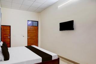 Hotel O by OYO Sky Hotel - 4