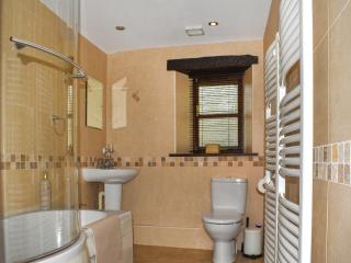 Courtyard Cottage - 1