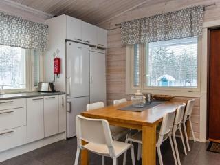 Holiday Home Hot pool cottage laurinranta by Interhome - 1