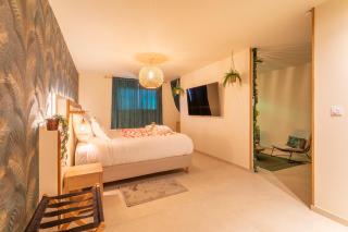 Suite Emeraude Sauvage - Balnéo Double et Sauna - 3
