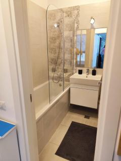 ISG Residence Studio 24 - 7