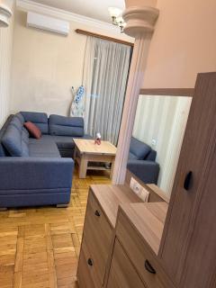 Modern Place I Top Location I Metro Yeritasardakan - 8