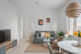 Fresh, Modern Living in a Beautiful Solna Area - 3