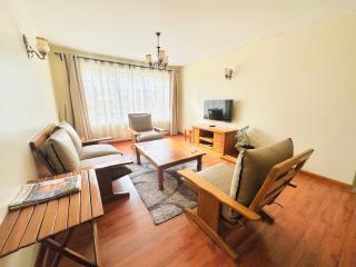 Nakuru Palace furnished apartment with pool milimani H1 - 0