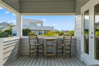 Family Tides Beach House - 1