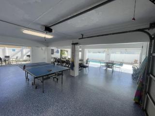 3bed, 2bath Townhouse with Pool, close to the Beach - 7