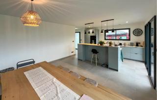 Awesome Home In Creances With Wifi - 7