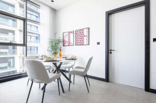 Frank Porter - 15 Northside Tower 2A - 0