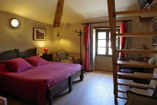 Des Lits Sur La Place - 3