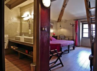 Des Lits Sur La Place - 2