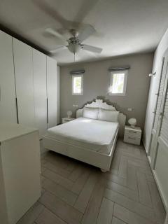 Luxury apartment Tracadero 2 Bedrooms Sea Pools access Private Garden Workspace - 6