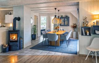 Amazing Home In Blåvand With Kitchen - 8