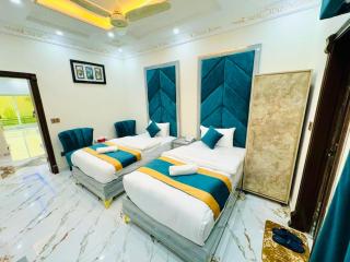 Go 003 Hotel Lahore - 4