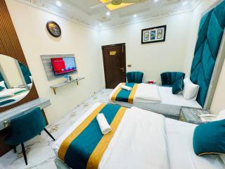 Go 003 Hotel Lahore - 2