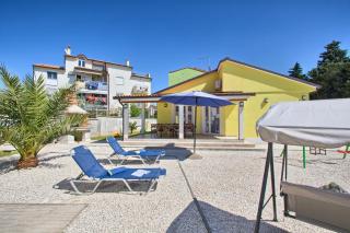 House Valnessa in Medulin, Istria by Istrabook - 9