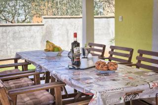 House Valnessa in Medulin, Istria by Istrabook - 2