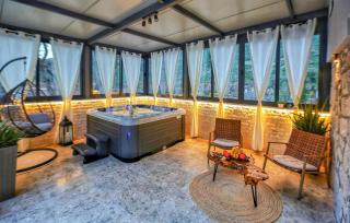 Awesome Home In Vrgorac With Wifi - 9