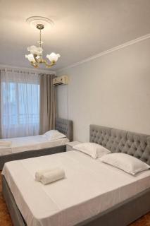 Tirana Central Apartment - Free Parking - Balcony - 5