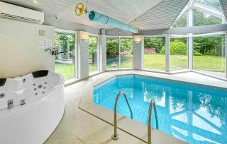 Nice Home In Højby With Sauna - 1
