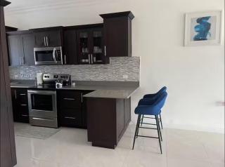 Bright&Modern Rooftop Pool Paradise - 5