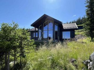 Modern Cabin With Views Of Skeikampen - 0