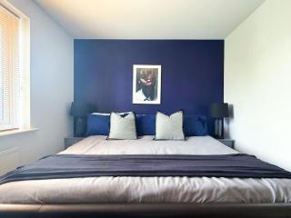 Damson Manor - Luxury 5 Bed - NEC Airport - 2