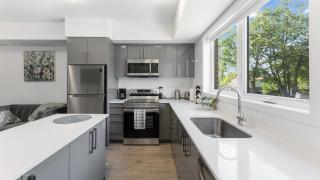 Entire Luxury Suite 4Mins To Falls, Free Parking - 8