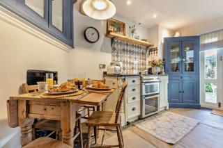 3 Bed in Whitchurch oc-c34182 - 5