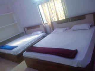 Aaditya guest house - 9
